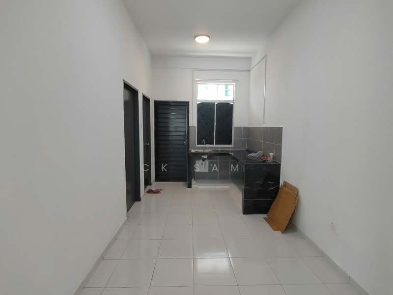 2-storey Terraced House for Sale in Taman Scientex Rawang (Rawang) - CK Sam - Kitchen - PropertyGuru.com.my