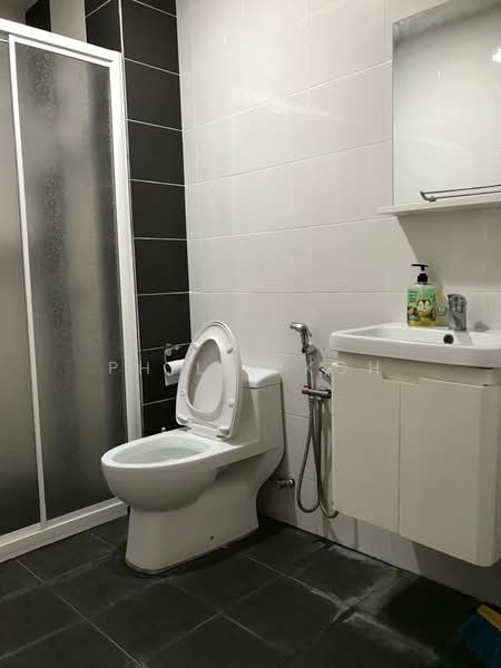 Service Residence for Sale at Silk Sky - Philip Koh - Bathroom - PropertyGuru.com.my