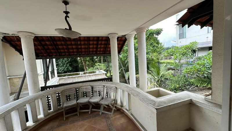 Bungalow for Sale in Sultan Abdul Aziz Shah Golf & Country Club (Shah Alam) - Nazri Hassan - Balcony - PropertyGuru.com.my