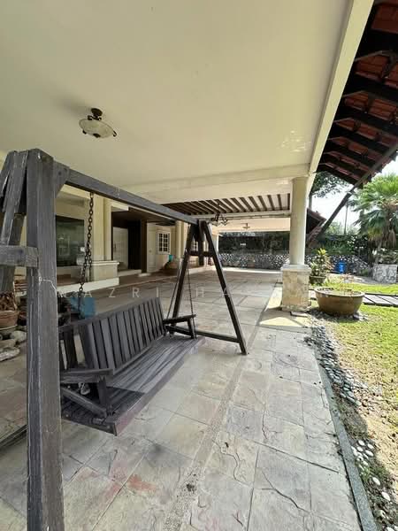 Bungalow for Sale in Sultan Abdul Aziz Shah Golf & Country Club (Shah Alam) - Nazri Hassan - Exterior - PropertyGuru.com.my