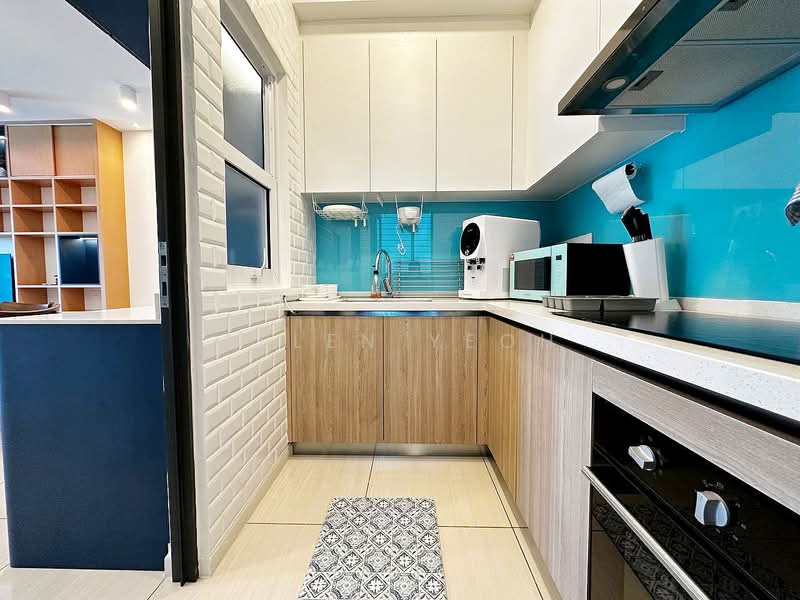 Queens Residences Q1 @ Queens Waterfront untuk Untuk Dijual - RM 2,100,000, Feb 2026 - Kitchen - PropertyGuru.com.my