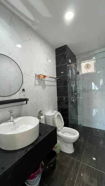 Kondominium untuk Dijual di The Zen - Pen Teo - Bathroom - PropertyGuru.com.my