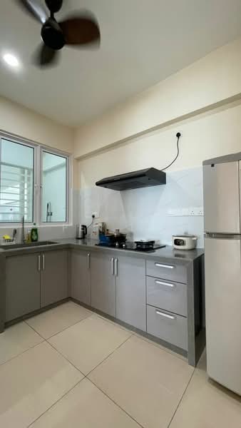 Kondominium untuk Dijual di The Zen - Pen Teo - Kitchen - PropertyGuru.com.my