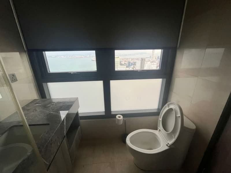 Marriott Residence @ Gurney untuk Untuk Disewa - RM 5,200 /bulan, Feb 2026 - Bathroom - PropertyGuru.com.my