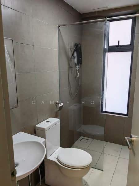 Service Residence for Sale at The Era @ Duta North - Camie Hoo - Bathroom - PropertyGuru.com.my