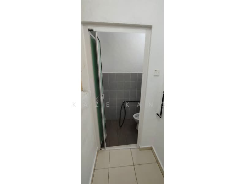 Taman Ria untuk Untuk Disewa - RM 800 /bulan, Feb 2026 - Bathroom - PropertyGuru.com.my