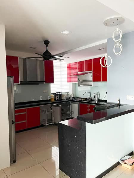 Condominium for Rent at Tree Sparina - Jerry Tan - Kitchen - PropertyGuru.com.my