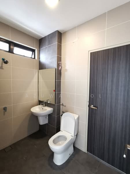 2-storey Terraced House for Rent in Shah Alam (Selangor) - Azuwan Dol - Bathroom - PropertyGuru.com.my
