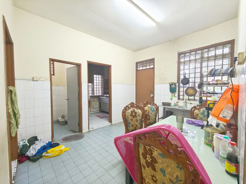 Semi-Detached House for Sale in Taman Megah Ria (Masai) - Fu Guan - Kitchen - PropertyGuru.com.my