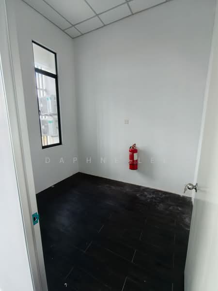 Shop / Office for Rent in Bandar Dato Onn (Tebrau) - Daphne Lee - Interior - PropertyGuru.com.my