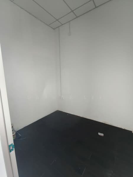 Shop / Office for Rent in Bandar Dato Onn (Tebrau) - Daphne Lee - Interior - PropertyGuru.com.my