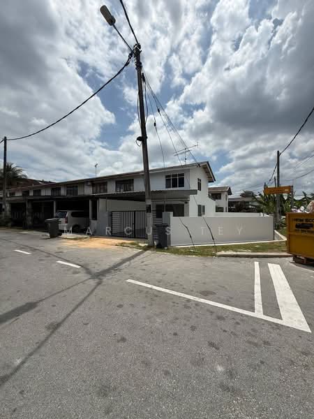 2-storey Terraced House for Sale in Simpang Renggam (Johor) - Marcus Tey - Exterior - PropertyGuru.com.my