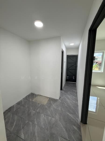 2-storey Terraced House for Sale in Simpang Renggam (Johor) - Marcus Tey - Corridor - PropertyGuru.com.my