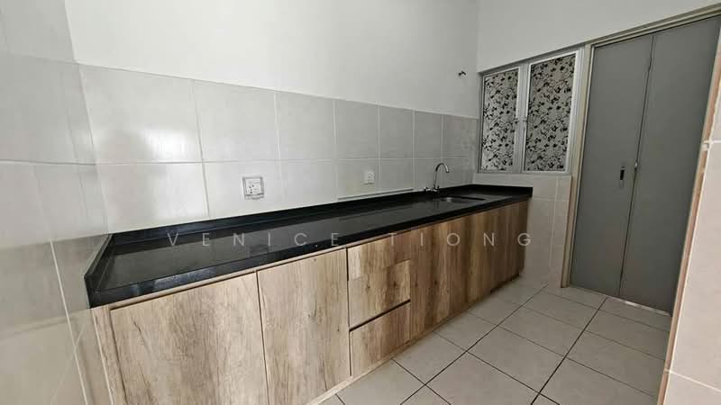 Residensi MH Platinum 2 untuk Untuk Disewa - RM 2,000 /bulan, Feb 2026 - Kitchen - PropertyGuru.com.my