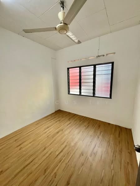 2-storey Terraced House for Sale in Taman Bakri Indah (Bakri) - Marcus Tey - Interior - PropertyGuru.com.my