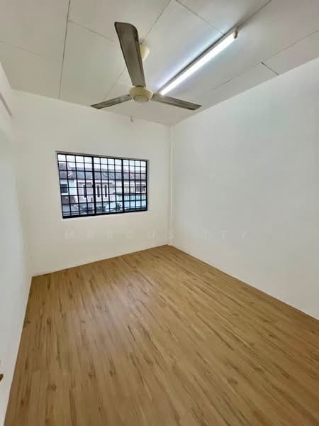 2-storey Terraced House for Sale in Taman Bakri Indah (Bakri) - Marcus Tey - Interior - PropertyGuru.com.my