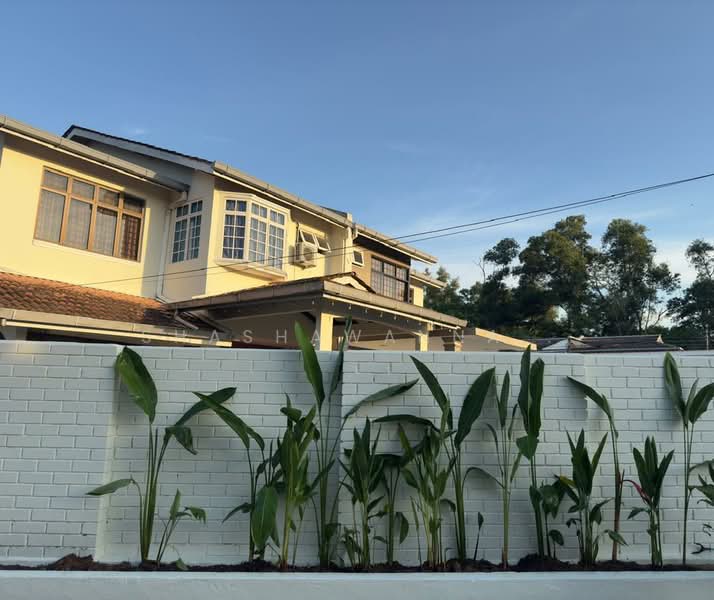 Rumah Berkembar untuk Dijual di Bandar Baru Uda (Tampoi) - Shashawanna . - Exterior - PropertyGuru.com.my