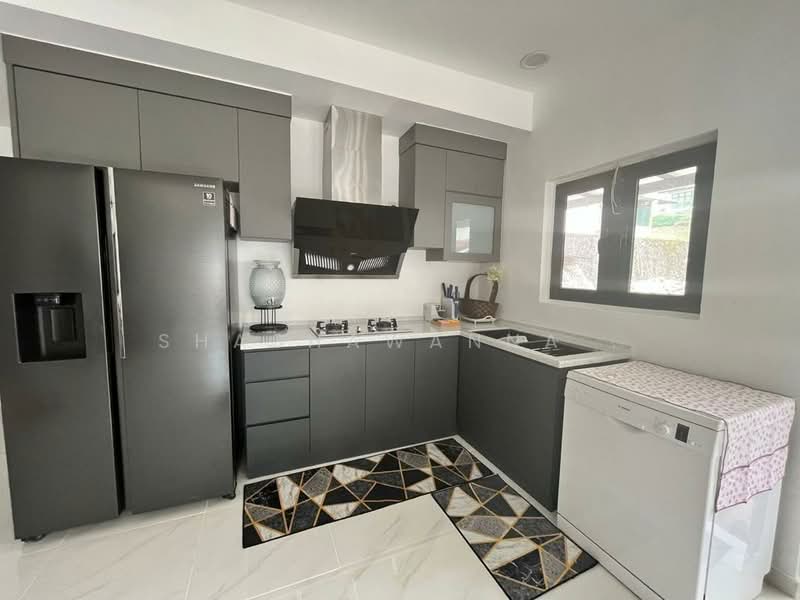 Rumah Berkembar untuk Dijual di Bandar Baru Uda (Tampoi) - Shashawanna . - Kitchen - PropertyGuru.com.my