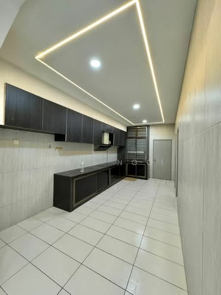 2-storey Terraced House for Sale in Taman Bestari Indah (Ulu Tiram) - Jane Ngoi - Kitchen - PropertyGuru.com.my