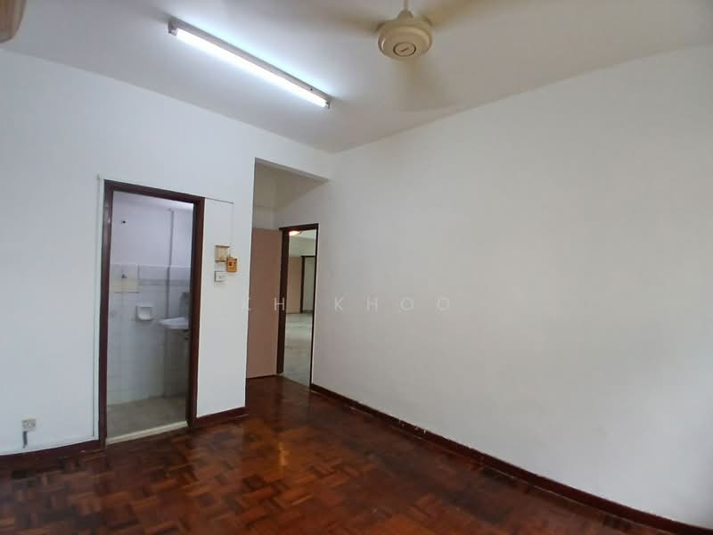 Apartment for Sale at Subang Perdana Goodyear Court 7 - KH Khoo - Interior - PropertyGuru.com.my