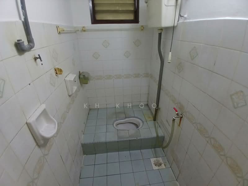 Apartment for Sale at Subang Perdana Goodyear Court 7 - KH Khoo - Bathroom - PropertyGuru.com.my