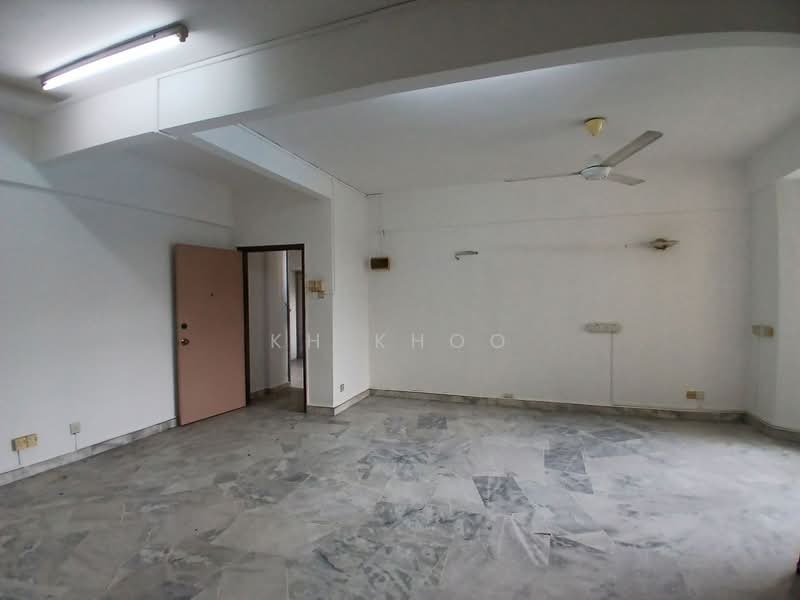 Apartment for Sale at Subang Perdana Goodyear Court 7 - KH Khoo - Living Room - PropertyGuru.com.my