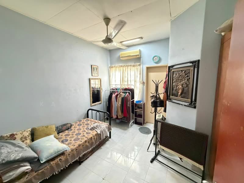 2-storey Terraced House for Sale in Kota Emerald (Rawang) - Katherine Leong - Bedroom - PropertyGuru.com.my