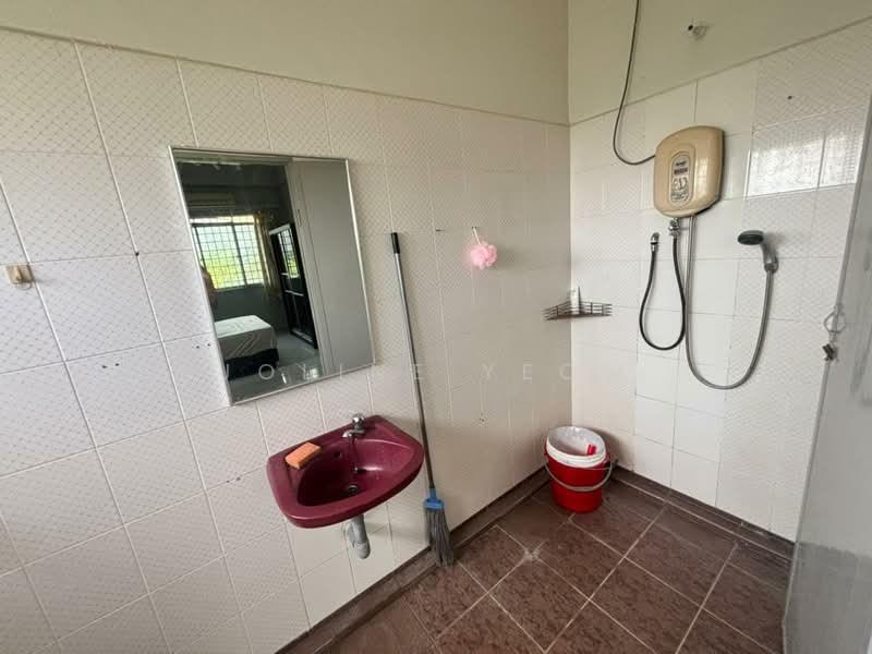 Apartment for Rent at Le Courts Desa Tambun - Joline YEOW - Bathroom - PropertyGuru.com.my
