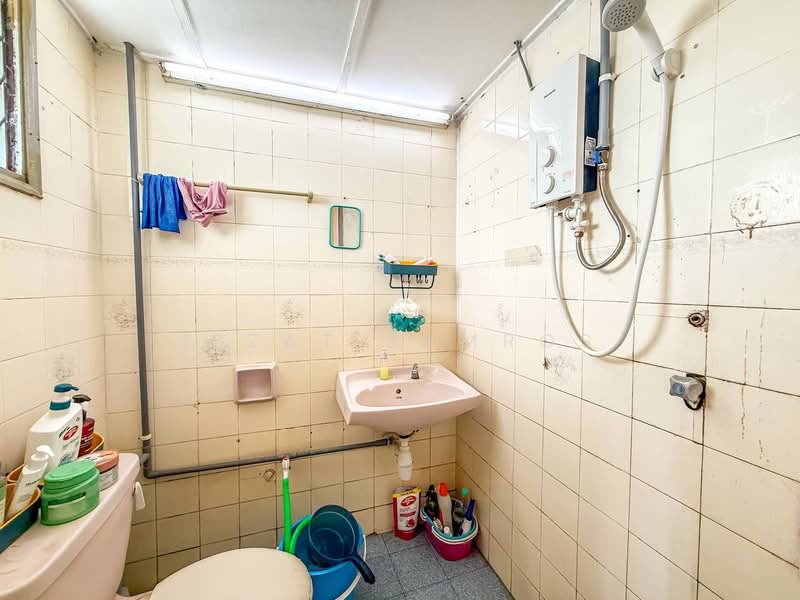 Apartment for Sale at Vista Angkasa - Izzat Zamros - PropertyGuru.com.my