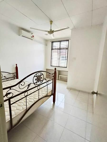 2-storey Terraced House for Sale in Taman Setia Indah (Tebrau) - Jane Ngoi - Bedroom - PropertyGuru.com.my