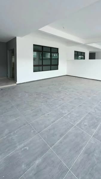 2-storey Terraced House for Sale in Taman Bestari Indah (Ulu Tiram) - Jane Ngoi - Interior - PropertyGuru.com.my