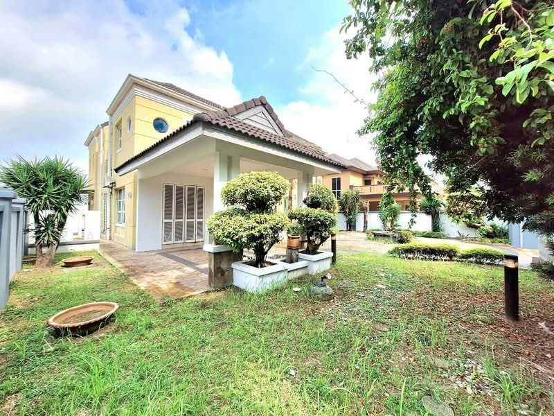 Bungalow for Sale in Taman Bukit Saga (Shah Alam) - Zarema Kulbuzheva - Exterior - PropertyGuru.com.my
