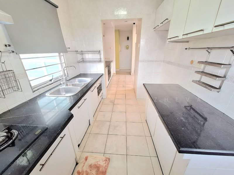 Bungalow for Sale in Taman Bukit Saga (Shah Alam) - Zarema Kulbuzheva - Kitchen - PropertyGuru.com.my