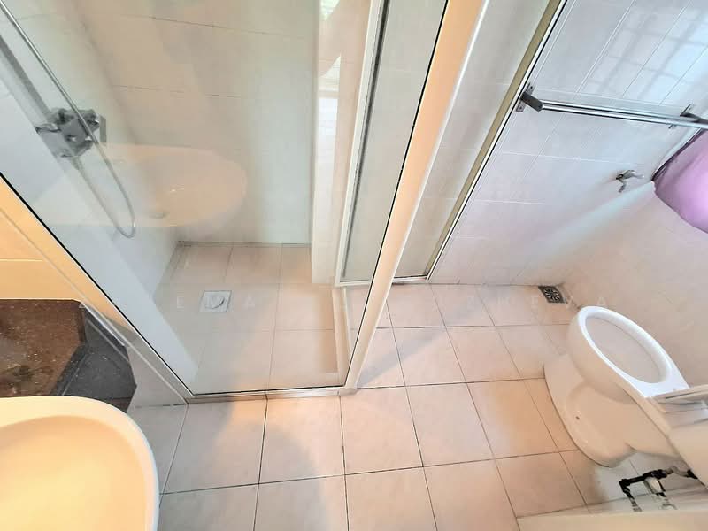 Bungalow for Sale in Taman Bukit Saga (Shah Alam) - Zarema Kulbuzheva - Bathroom - PropertyGuru.com.my