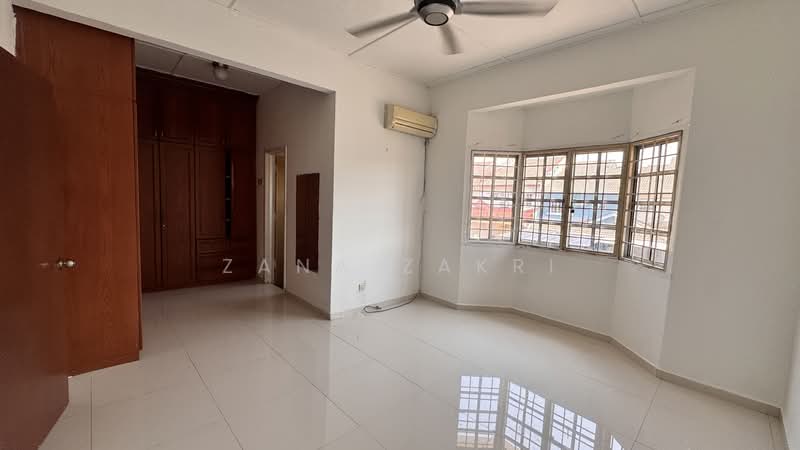 2-storey Terraced House for Sale in Bukit Rahman Putra (Sungai Buloh) - Zana Zakri - Interior - PropertyGuru.com.my