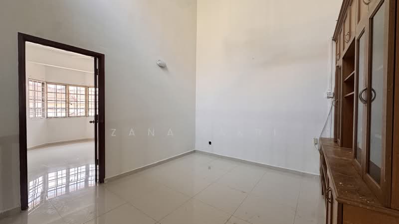 2-storey Terraced House for Sale in Bukit Rahman Putra (Sungai Buloh) - Zana Zakri - Interior - PropertyGuru.com.my
