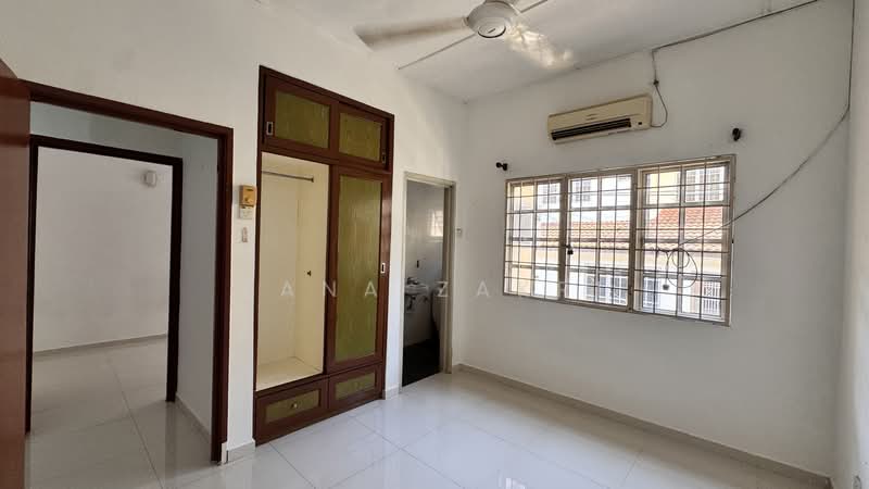 2-storey Terraced House for Sale in Bukit Rahman Putra (Sungai Buloh) - Zana Zakri - Interior - PropertyGuru.com.my