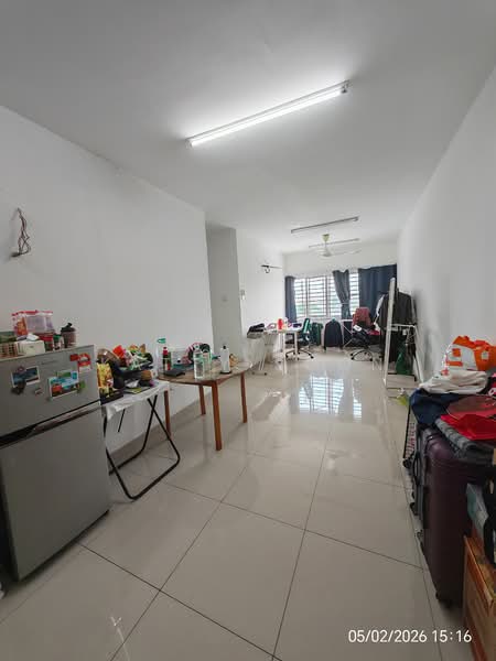 1 Razak Mansion untuk Untuk Dijual - RM 300,000, Feb 2026 - Living Room - PropertyGuru.com.my