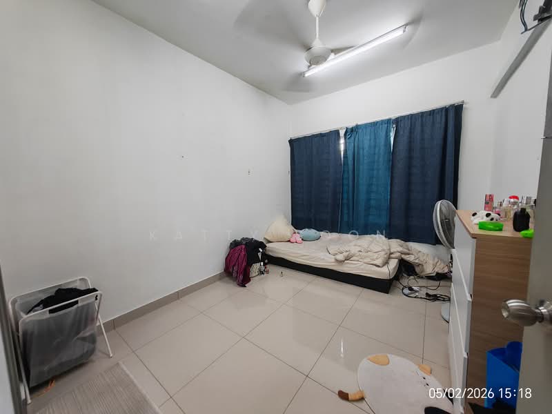 1 Razak Mansion untuk Untuk Dijual - RM 300,000, Feb 2026 - Bedroom - PropertyGuru.com.my