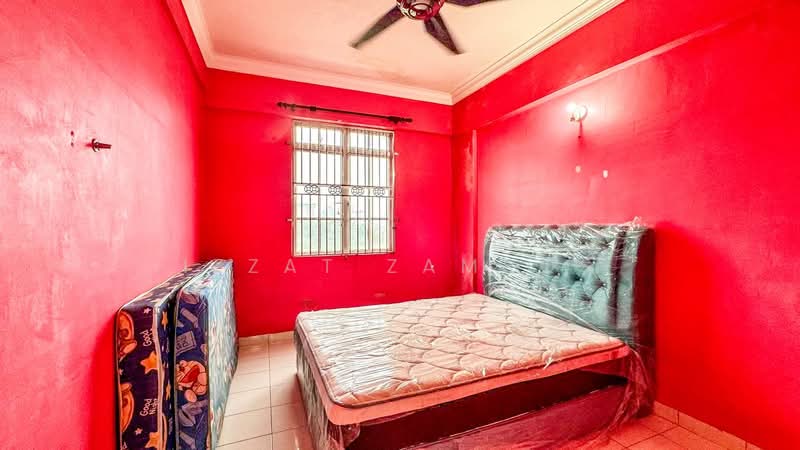 Apartment for Sale at Zamrud Apartment - Izzat Zamros - Bedroom - PropertyGuru.com.my