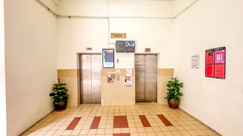 Apartment for Sale at Zamrud Apartment - Izzat Zamros - Lobby - PropertyGuru.com.my