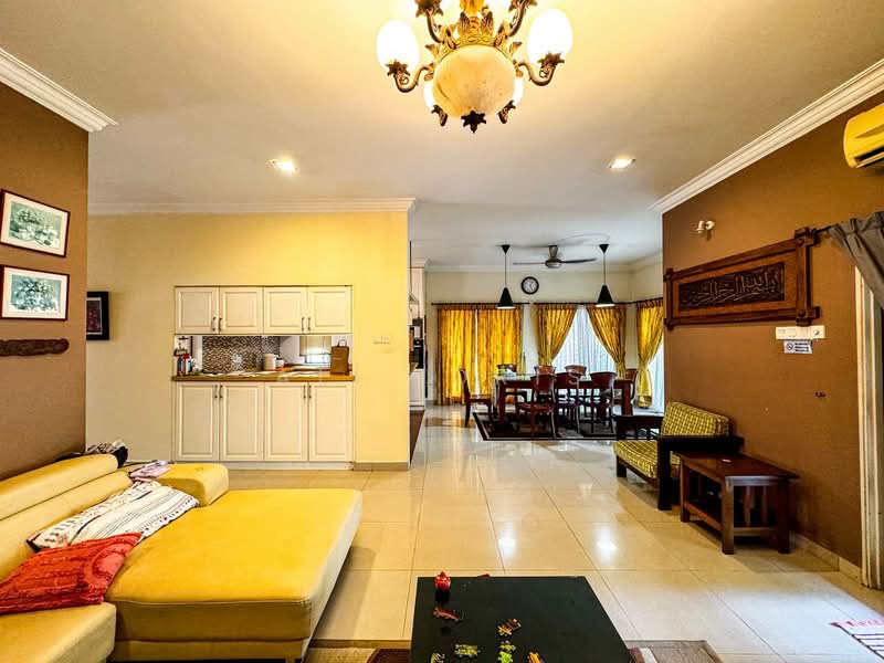 Semi-Detached House for Sale in Seksyen 9 (Bangi) - Ali Idris - Living Room - PropertyGuru.com.my