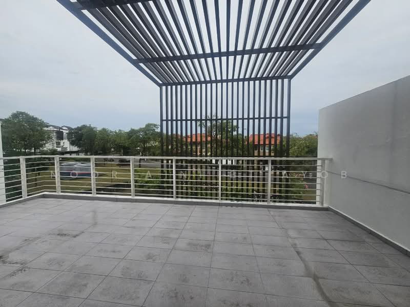 MODERN 3 Sty Hyperlink Terrace Duta Villa Presint 14 Putrajaya untuk Untuk Dijual - RM 1,550,000, Feb 2026 - Balcony - PropertyGuru.com.my