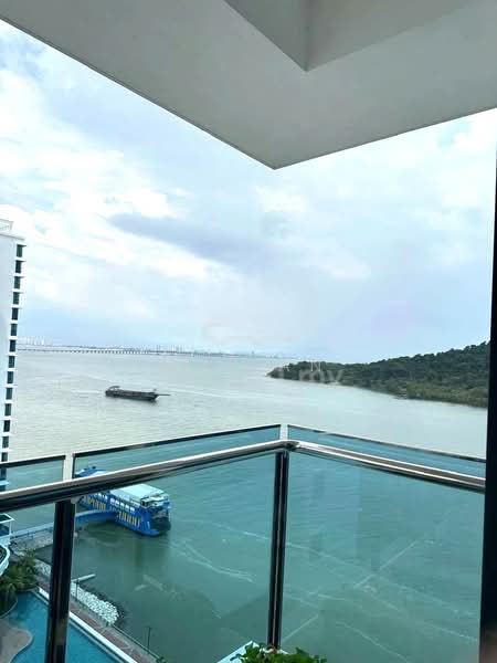Condominium for Rent at Queens Residences Q1 @ Queens Waterfront - CY Tan - Balcony - PropertyGuru.com.my