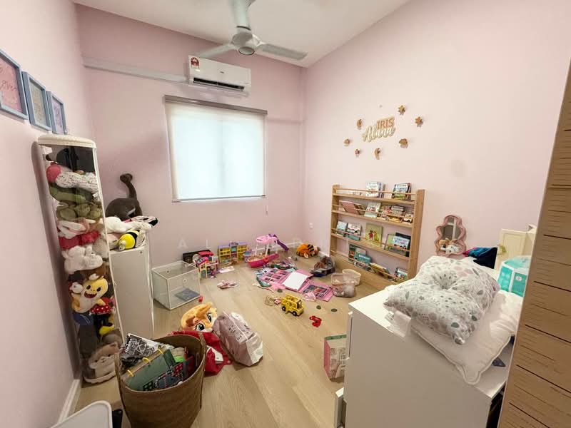 2-storey Terraced House for Sale in Setia Ecohill (Semenyih) - Ali Idris - Bedroom - PropertyGuru.com.my