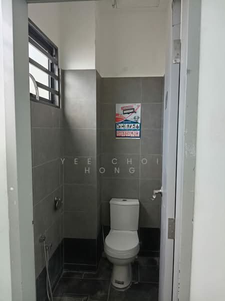 Shop / Office for Rent in Simpang Ampat (Penang) - Yee Choi Hong - Bathroom - PropertyGuru.com.my