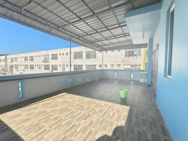 Taman Nusa Sentral @ 2 Storey Terrace Corner Unit untuk Untuk Dijual - RM 1,200,000, Mac 2026 - Balcony - PropertyGuru.com.my