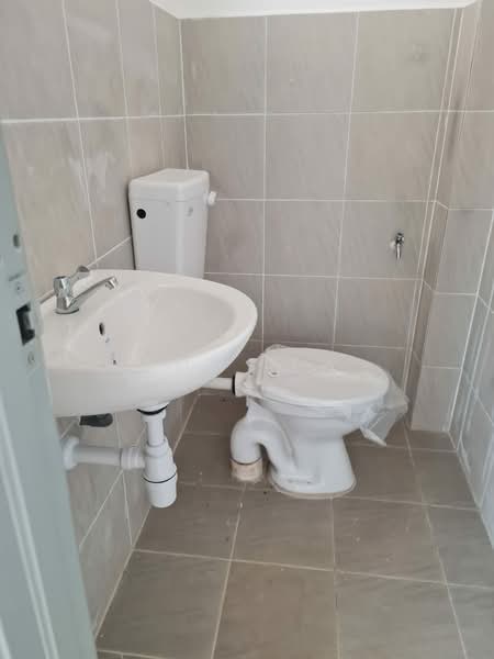 1-storey Terraced House for Sale in Temerloh (Pahang) - Amy Lew - Bathroom - PropertyGuru.com.my