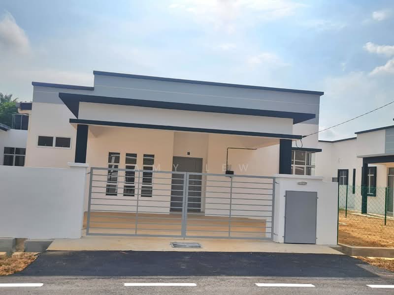 1-storey Terraced House for Sale in Temerloh (Pahang) - Amy Lew - Exterior - PropertyGuru.com.my