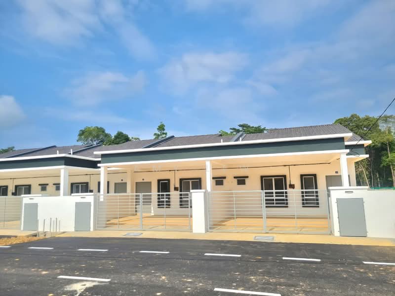 1-storey Terraced House for Sale in Temerloh (Pahang) - Amy Lew - Exterior - PropertyGuru.com.my